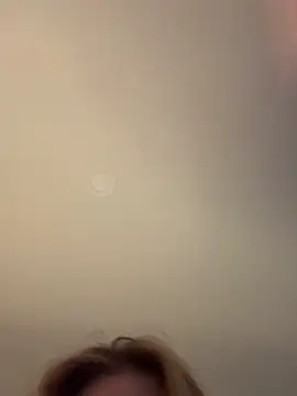 Snapshot of curchez_ chatting on 02.23.25 curchez online show from 02.23.25