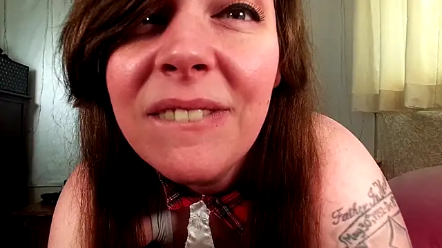 Snapshot of GamerGirlRoxyAndLee chatting on 02.08.26 GamerGirlRoxyAndLee online show from 02.08.26