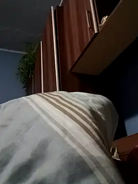 Snapshot of Rolandxxxr chatting on 01.01.25 Rolandxxxr online show from 01.01.25