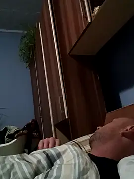 Snapshot of Rolandxxxr chatting on 01.05.25 Rolandxxxr online show from 01.05.25