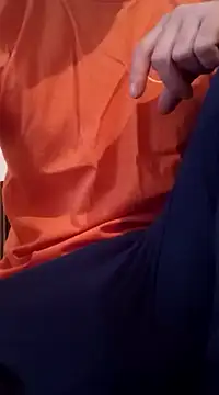 Snapshot of Rolandxxxr chatting on 01.10.25 Rolandxxxr online show from 01.10.25