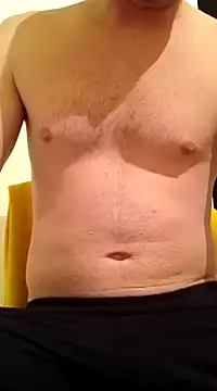 Snapshot of Rolandxxxr chatting on 02.23.25 Rolandxxxr online show from 02.23.25