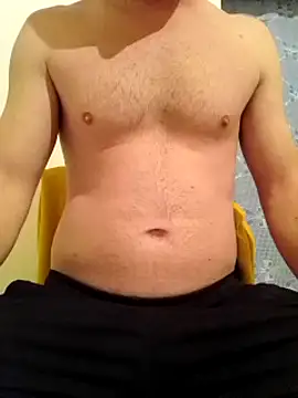 Snapshot of Rolandxxxr chatting on 02.24.25 Rolandxxxr online show from 02.24.25