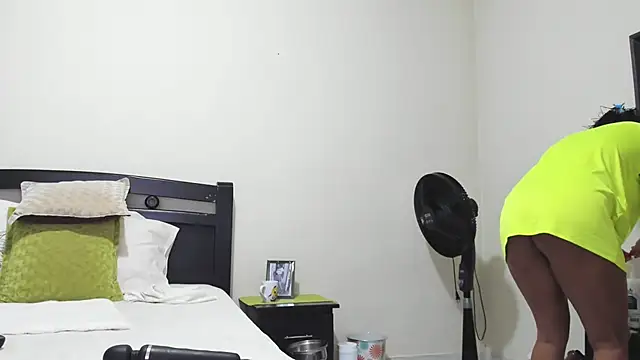 mara2020 69 online show from 03.13.25