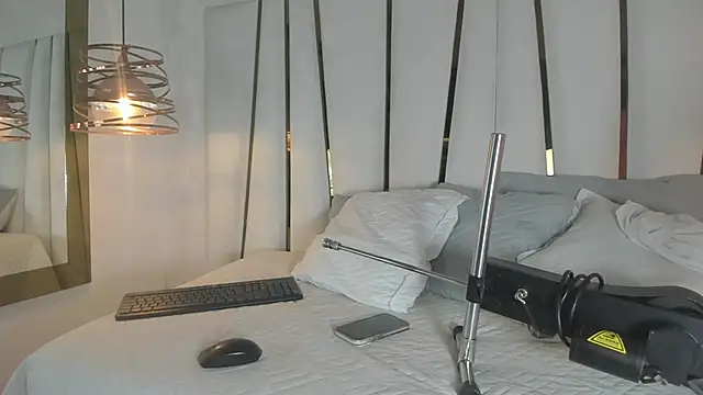 Snapshot of elena_mature chatting on 06.05.26 elena mature online show from 06.05.26