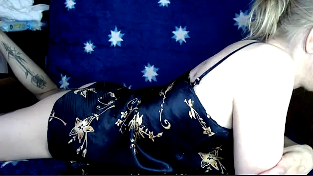 cold lollipop online show from 06.11.26