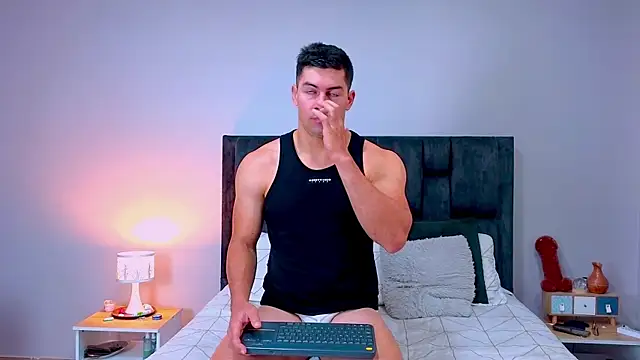 FelipeAndMarcello3 online show from 04.23.26