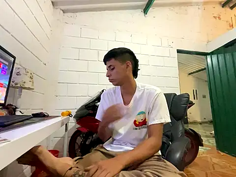 Max TheHorseDick online show from 10.07.25