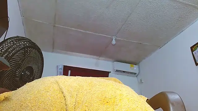 Snapshot of THAKIANYSBIGCOCK chatting on 03.21.25 THAKIANYSBIGCOCK online show from 03.21.25