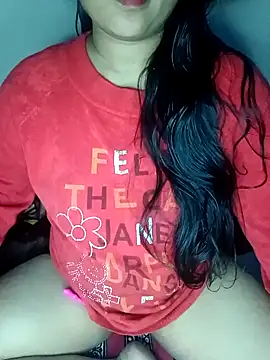 Snapshot of Sweet-Berry chatting on 12.15.24 Sweet-Berry online show from 12.15.24