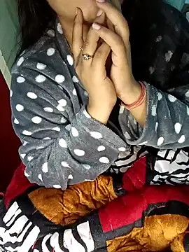 Snapshot of Sweet-Berry chatting on 02.13.25 Sweet-Berry online show from 02.13.25