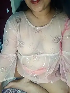 Snapshot of Sweet-Berry chatting on 12.04.25 Sweet-Berry online show from 12.04.25