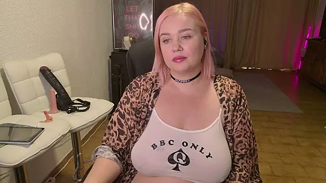 MargotGrey online show from 11.23.25