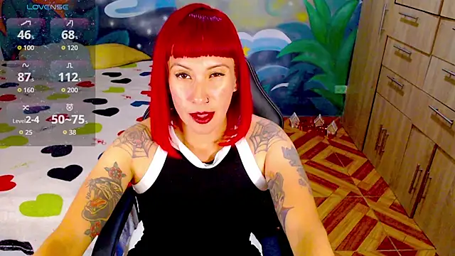 Snapshot of Eimy_lorens chatting on 12.15.25 Eimy lorens online show from 12.15.25