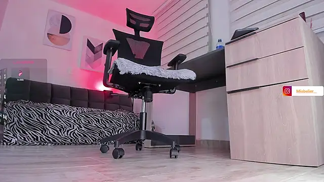 Miabelier online show from 11.29.25