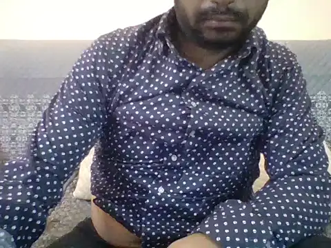 Snapshot of redvelvet_4 chatting on 02.05.25 redvelvet 4 online show from 02.05.25