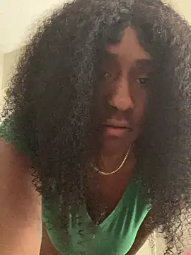 Snapshot of Foreignthababyy chatting on 11.05.25 Foreignthababyy online show from 11.05.25