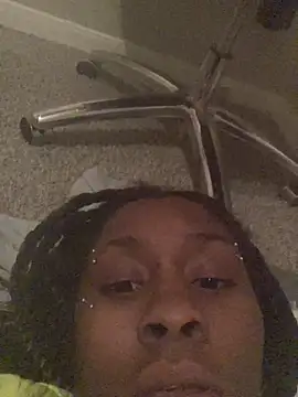 Snapshot of Foreignthababyy chatting on 11.30.25 Foreignthababyy online show from 11.30.25