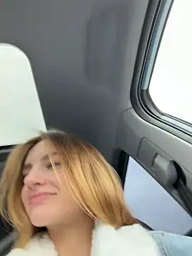 -AngelAri- online show from 10.26.25