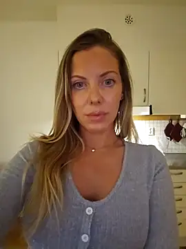 Snapshot of novaforyou1 chatting on 12.14.24 novaforyou1 online show from 12.14.24