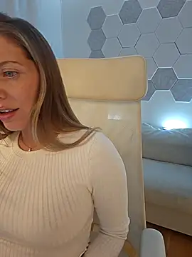 Snapshot of novaforyou1 chatting on 03.21.25 novaforyou1 online show from 03.21.25