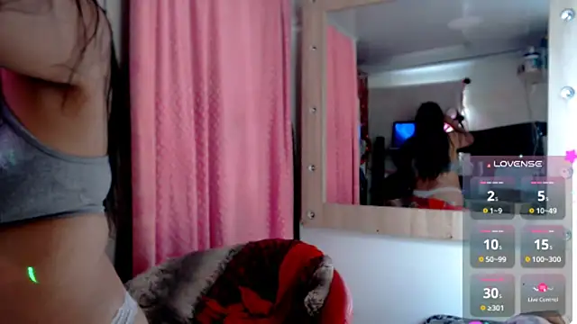 Snapshot of Bekkakinky chatting on 09.27.25 Bekkakinky online show from 09.27.25