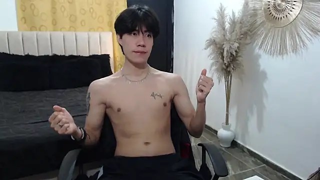 Snapshot of Elio-cam chatting on 09.26.25 Elio-cam online show from 09.26.25