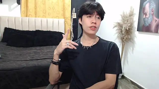 Elio-cam online show from 05.08.26