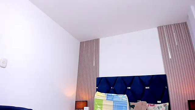 Snapshot of gabytyara2 chatting on 10.24.25 gabytyara2 online show from 10.24.25