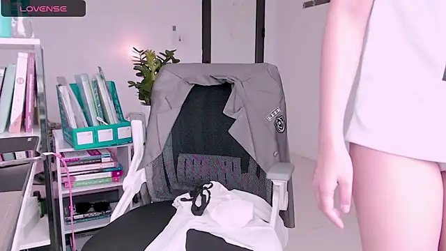 Shyn   online show from 03.17.25