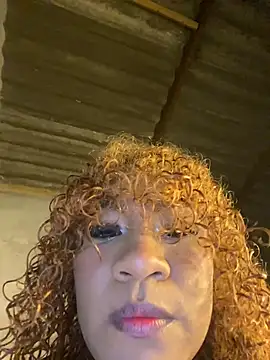 Snapshot of Iam_FerH chatting on 10.19.25 Iam FerH online show from 10.19.25