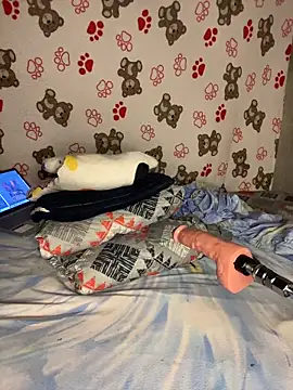 Snapshot of Iam_FerH chatting on 10.25.25 Iam FerH online show from 10.25.25