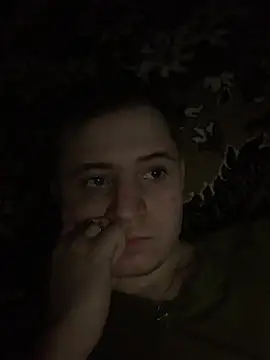 Snapshot of sweaticeboy chatting on 12.22.24 sweaticeboy online show from 12.22.24