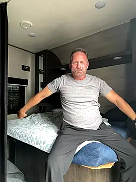 Snapshot of Bronco9602 chatting on 09.10.25 Bronco9602 online show from 09.10.25