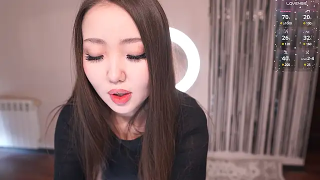 Snapshot of k_kimikooo chatting on 01.13.25 k kimikooo online show from 01.13.25