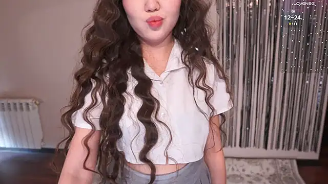 Snapshot of k_kimikooo chatting on 01.16.25 k kimikooo online show from 01.16.25