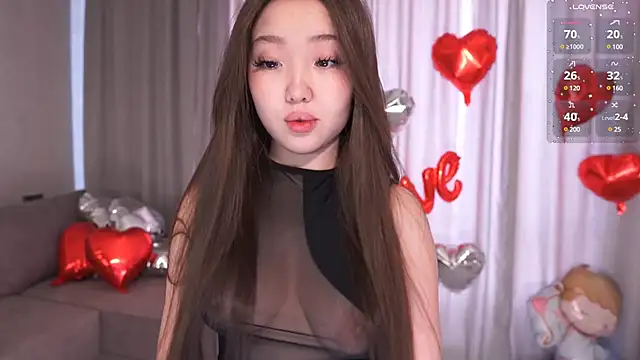 Snapshot of k_kimikooo chatting on 02.18.25 k kimikooo online show from 02.18.25