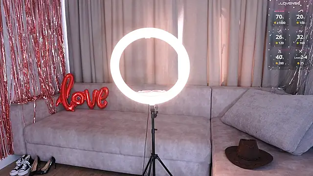 Snapshot of k_kimikooo chatting on 09.17.25 k kimikooo online show from 09.17.25