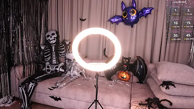 Snapshot of k_kimikooo chatting on 11.01.25 k kimikooo online show from 11.01.25