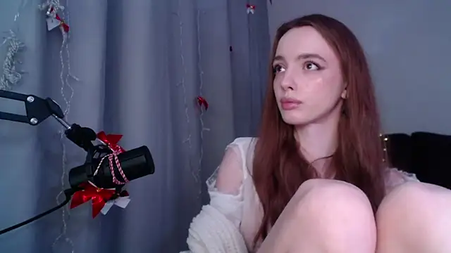 Snapshot of Weeissy chatting on 01.18.25 Weeissy online show from 01.18.25