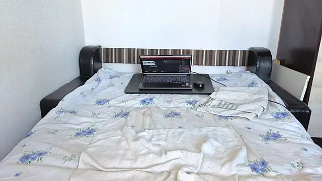 sweet-tinqerbell online show from 07.01.26