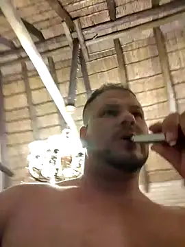 Snapshot of horsecockx chatting on 04.02.26 horsecockx online show from 04.02.26