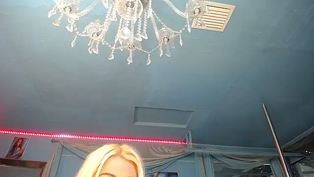 ADRIANNA FOX online show from 01.17.26