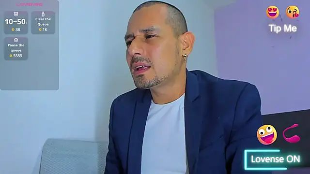 jhonyalzate2 online show from 12.28.24