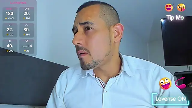 jhonyalzate2 online show from 02.18.25