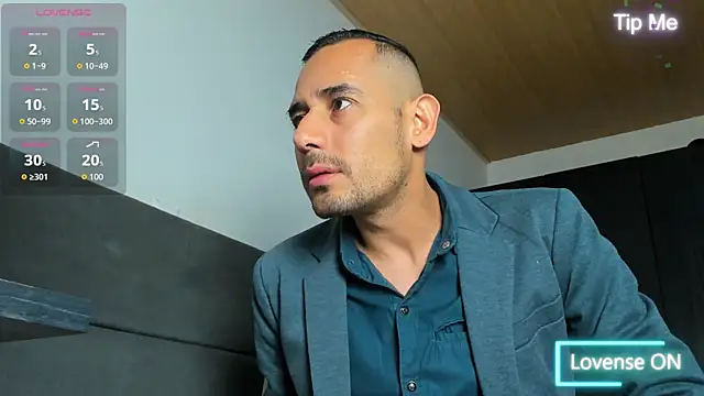 Snapshot of jhonyalzate2 chatting on 08.02.26 jhonyalzate2 online show from 08.02.26