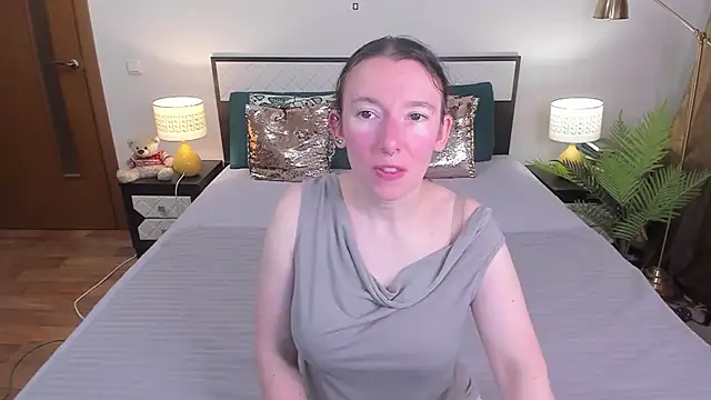 CatherineWalls online show from 07.16.26