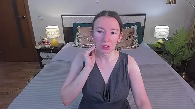 CatherineWalls online show from 07.30.26