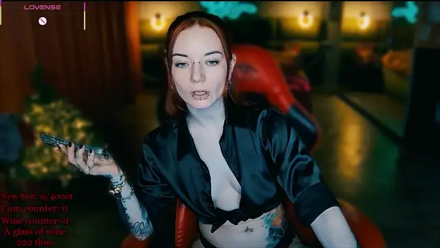 Snapshot of MaxPhoenixx chatting on 03.15.26 MaxPhoenixx online show from 03.15.26