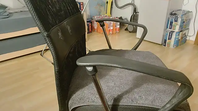 Snapshot of lumpi99 chatting on 10.11.25 lumpi99 online show from 10.11.25